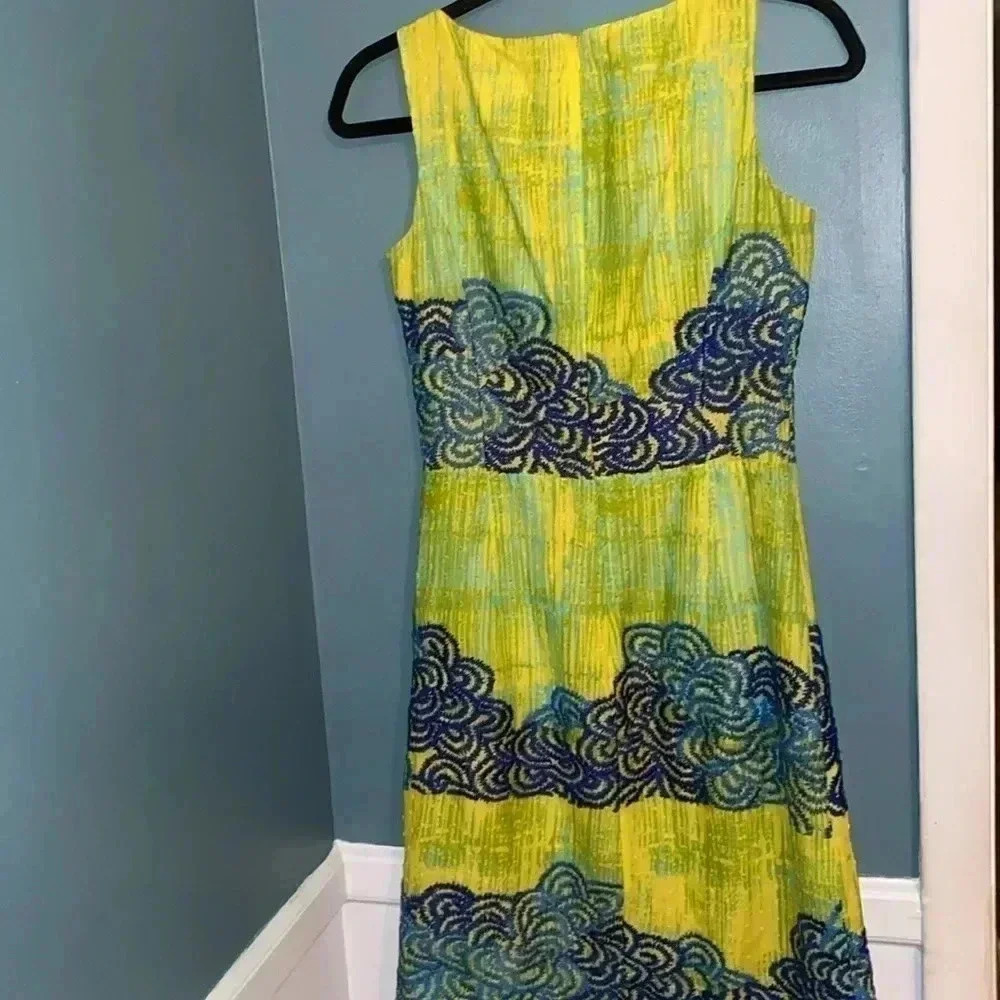 Anthropologie Tabitha sleeveless dress - zip up - size 2 - bright - embroidered - Picture 6 of 7